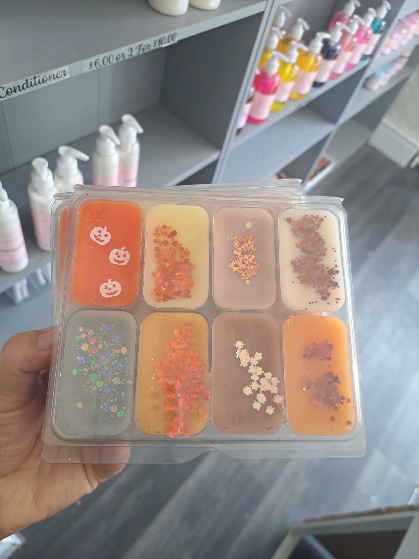 Autumn wax collection box